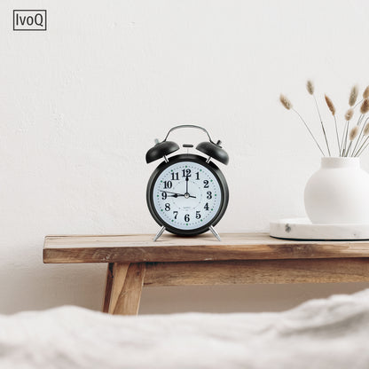IvoQ Witte Klassieke Wekker met Dubbele Bel-IvoQ