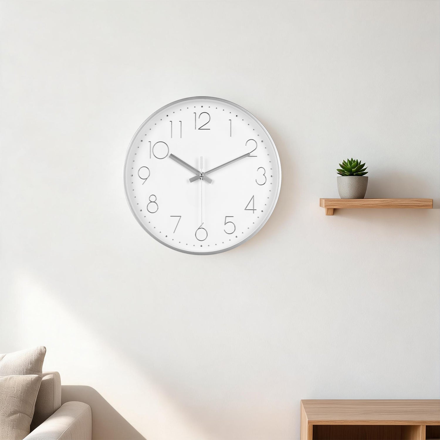 IvoQ Moderne Wanduhr 30 cm - 3D-Wanduhr mit leisem Uhrwerk - Analog - Silber/Weiß